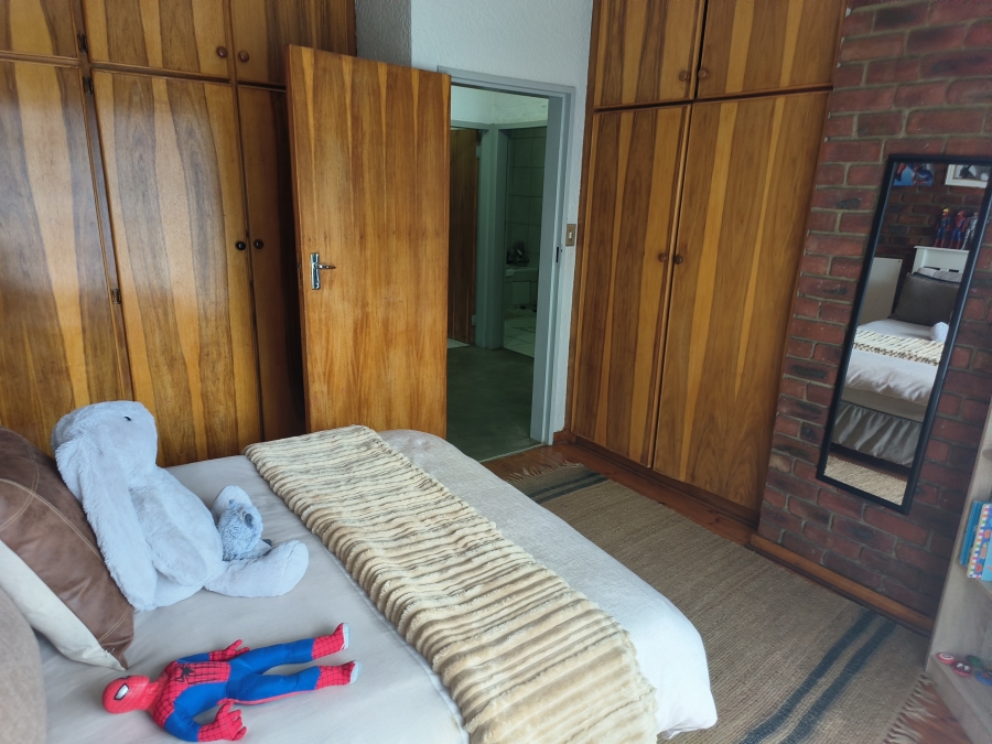 3 Bedroom Property for Sale in Kannoniers Park North West